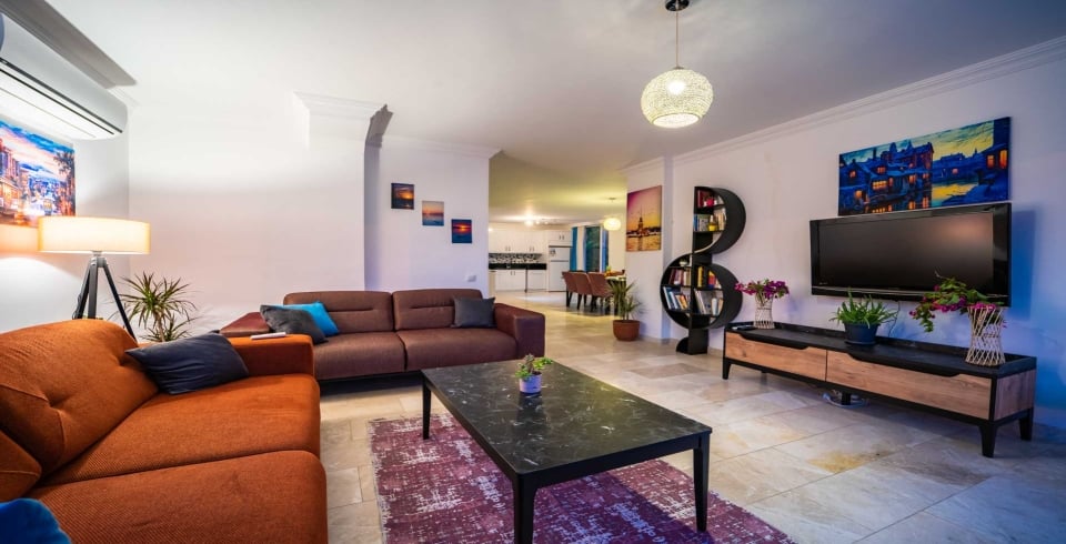 Villa Trios