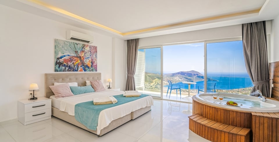 Villa Merit Royal