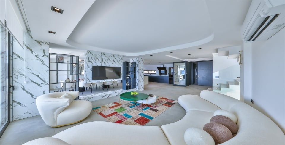 Villa Sky Line