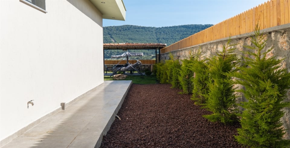 Villa Green House