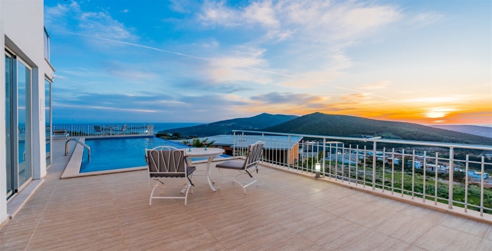 Villa İnfinity