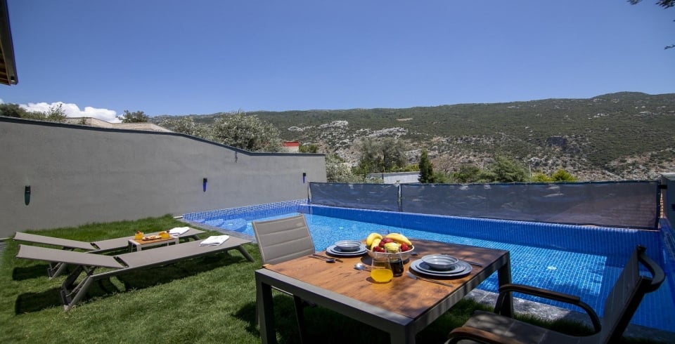 Villa Palace Small