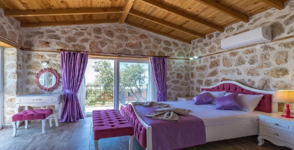 Villa Emir Üzümlü Duo