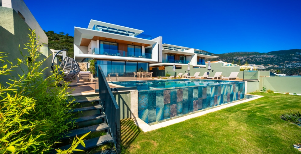 Villa Aura E