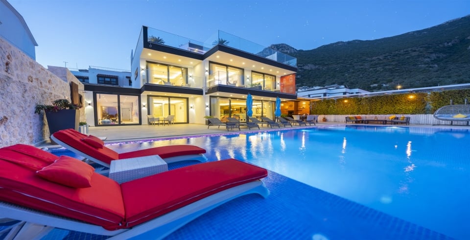 Villa Cratos