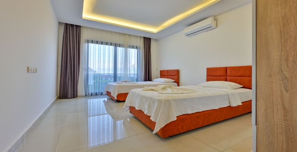 Villa Atlantis