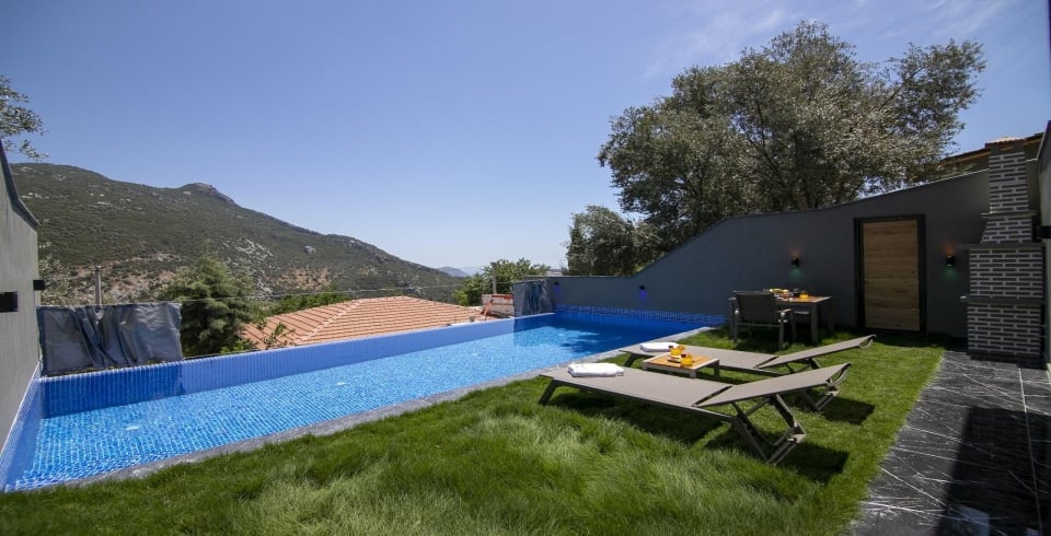 Villa Palace Small