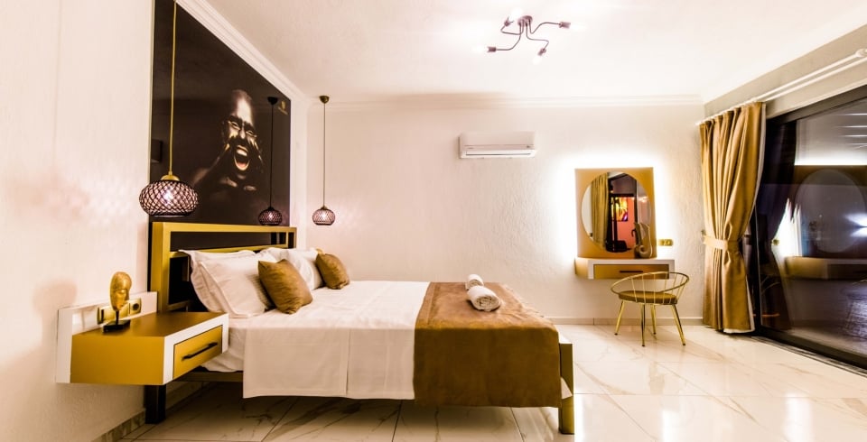 Villa Mulberry Collection 3
