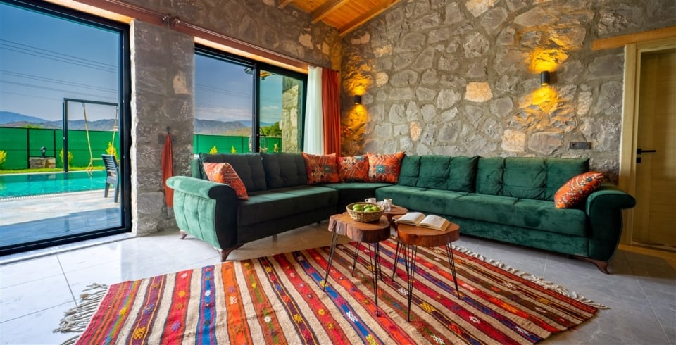Villa Stone House 2
