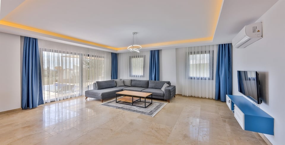Villa Albedo Blue