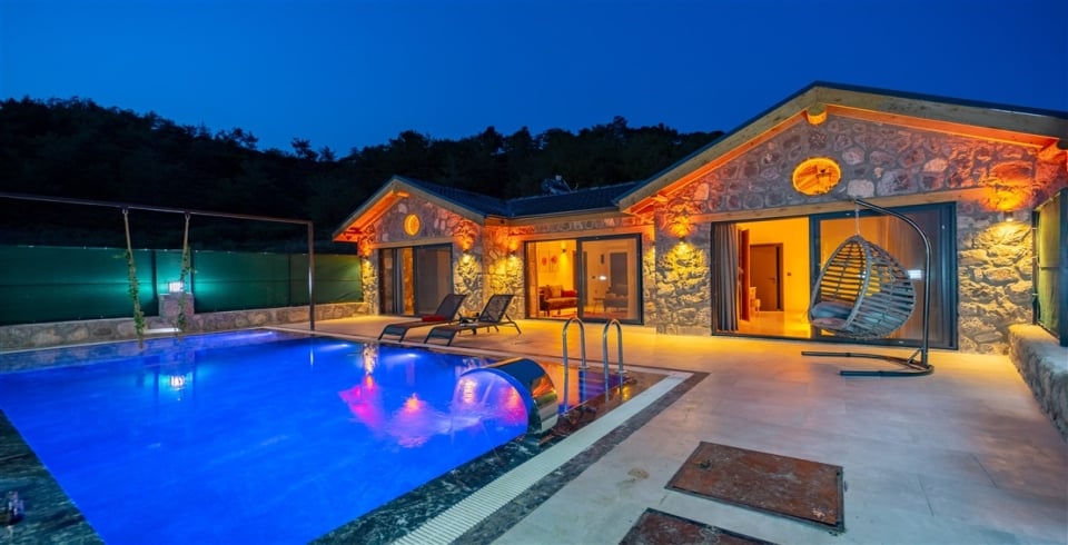 Villa Stone House 3
