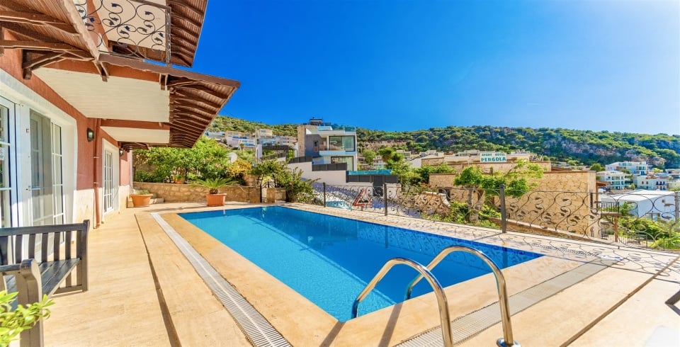 Apart Kara Kalkan