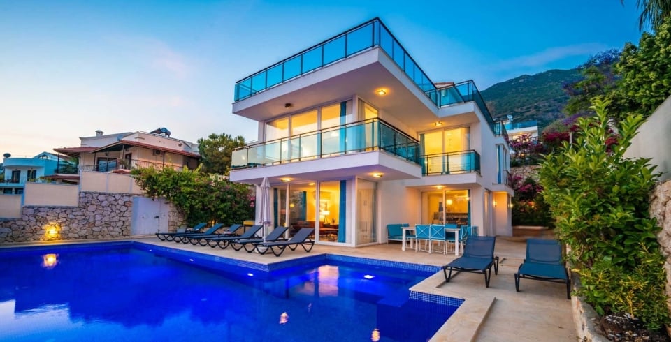 Villa Trios