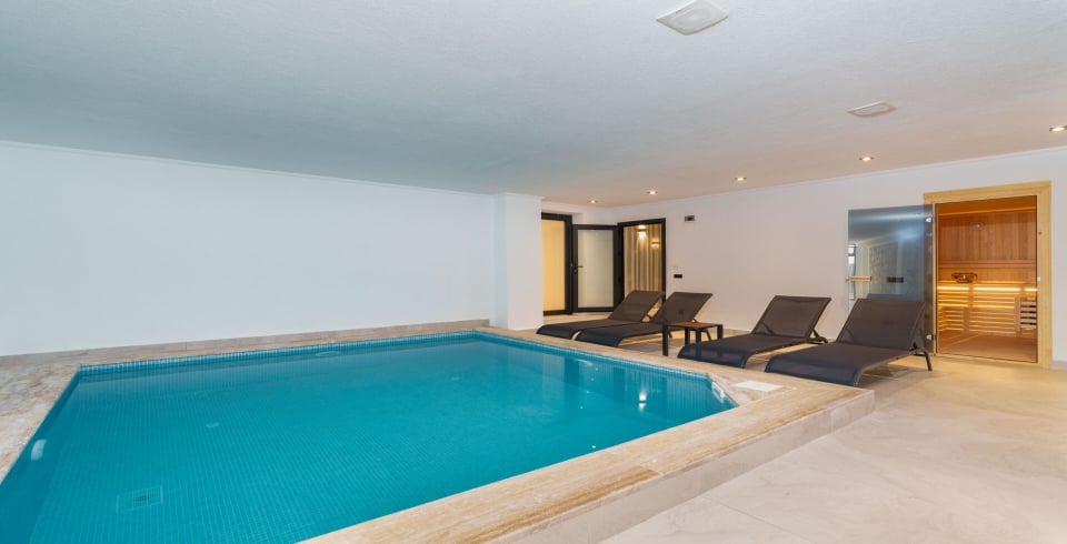 Villa Newcastle