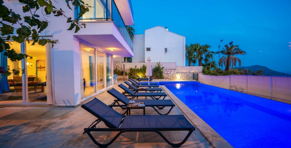 Villa Trios