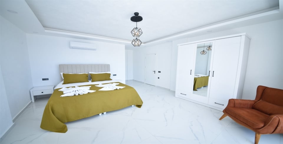 Villa Src