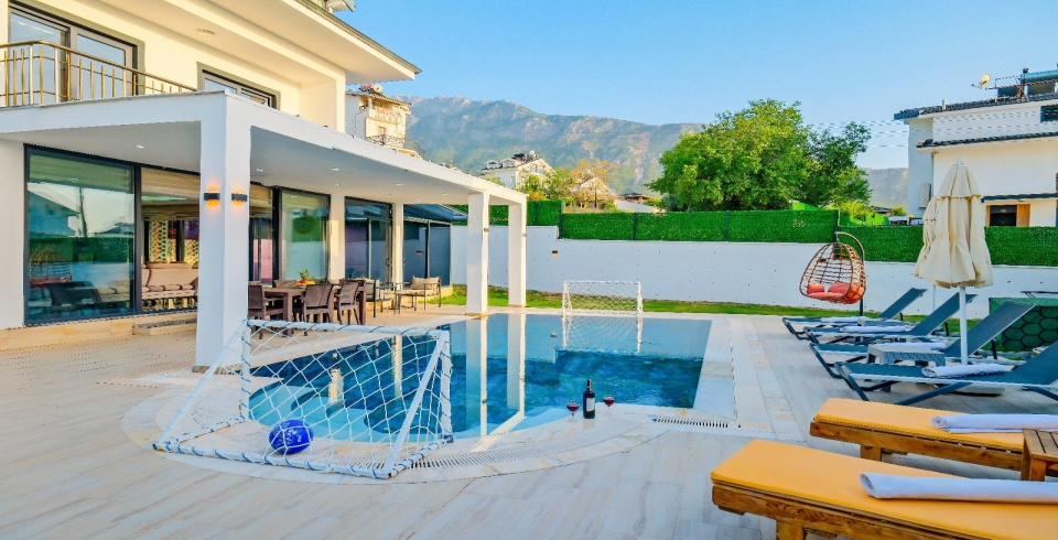 Villa Define 1