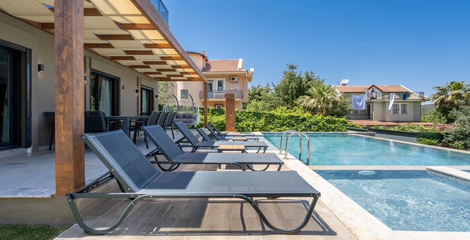 Villa Azure Luxe