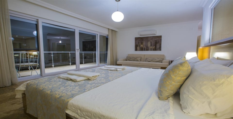 Villa Eagles Lodge