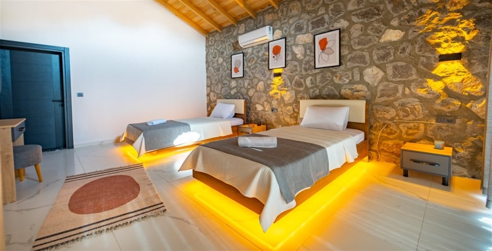 Villa Stone House 3