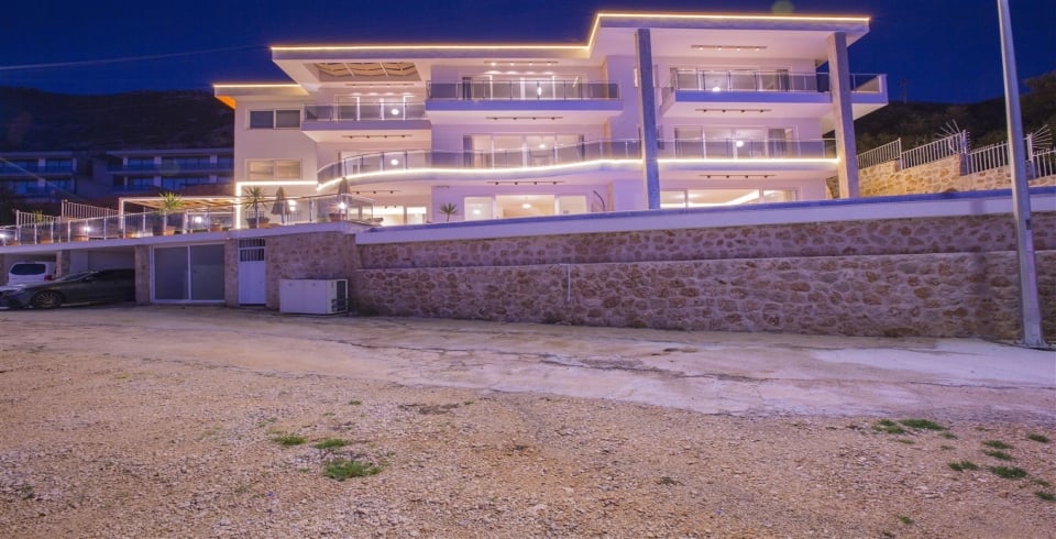 Villa Eagles Lodge