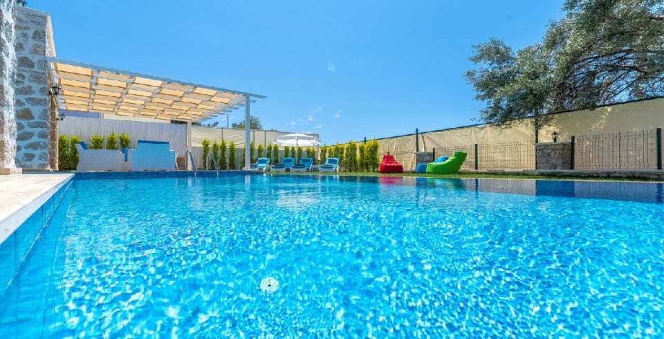 Villa Emir Üzümlü Duo