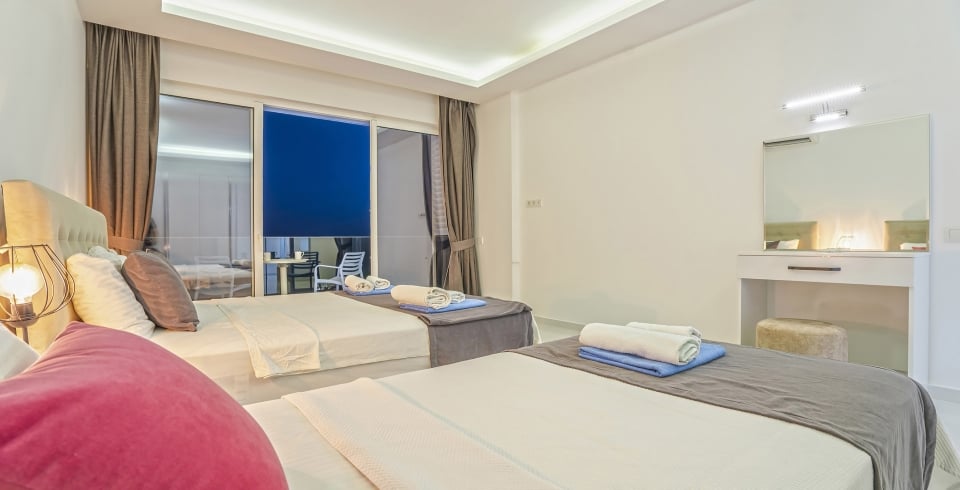 Villa Merit Crystal