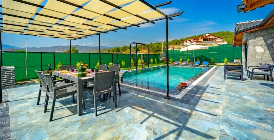 Villa Stone House 2