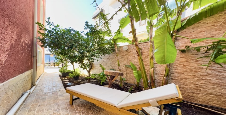 Apart Kara Kalkan