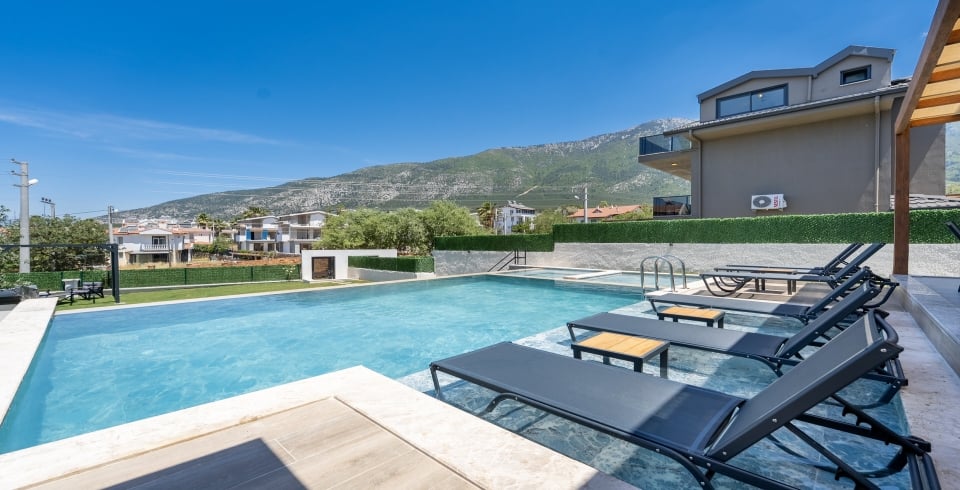 Villa Azure Luxe