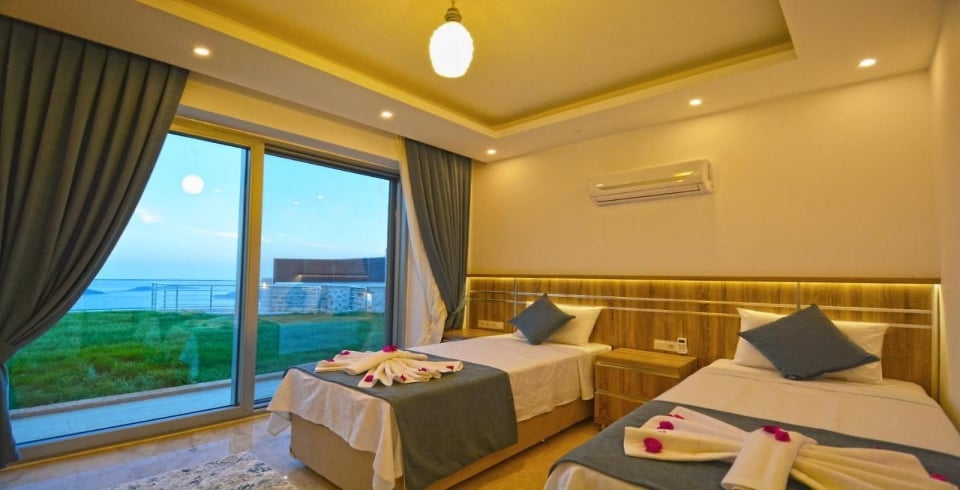 Villa Avon