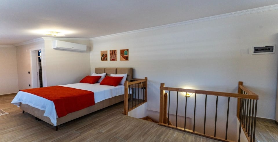 Villa Parla Çalış
