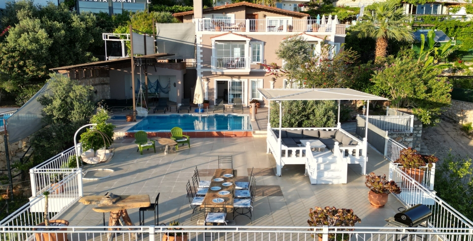 Villa Tulip