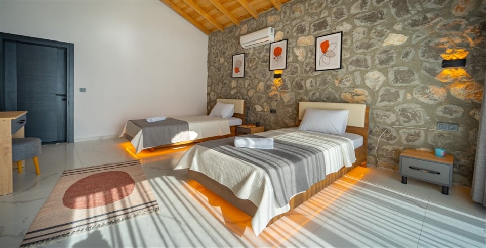 Villa Stone House 3