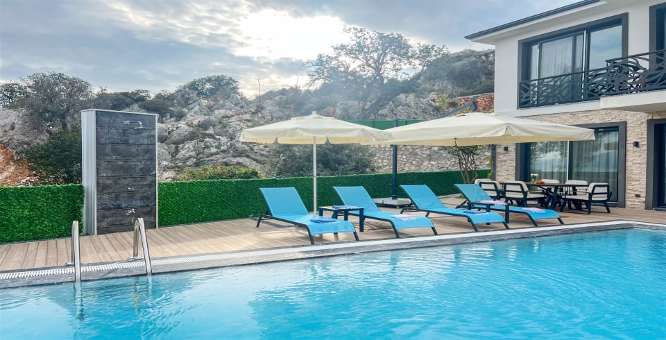 Villa Sweet Moon