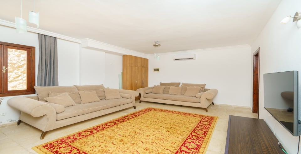 Villa Tarus Mara