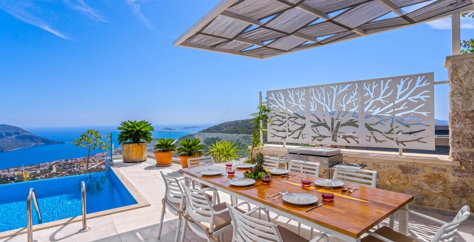 Villa Merit Royal