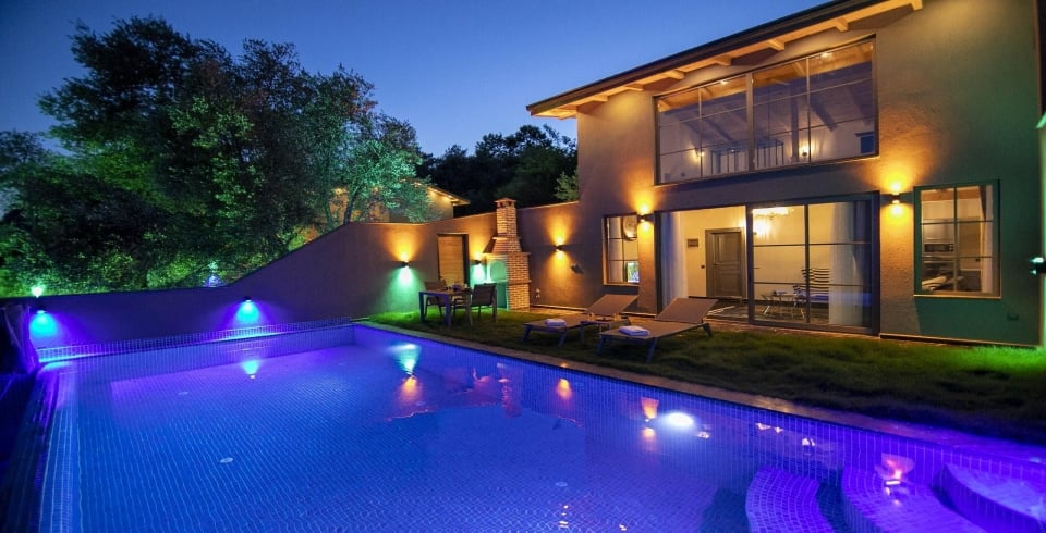 Villa Palace Small