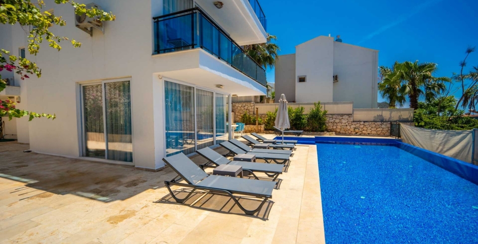Villa Trios