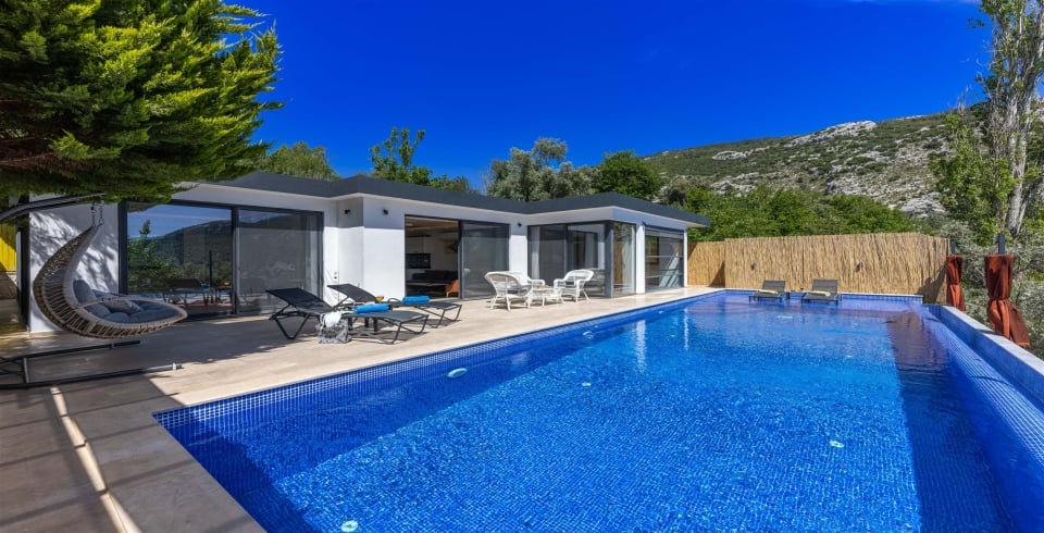 Villa Suvari Duo