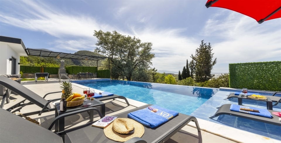 Villa Elyase