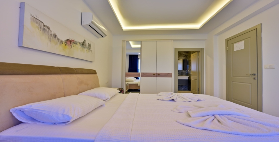 Villa Atlantis