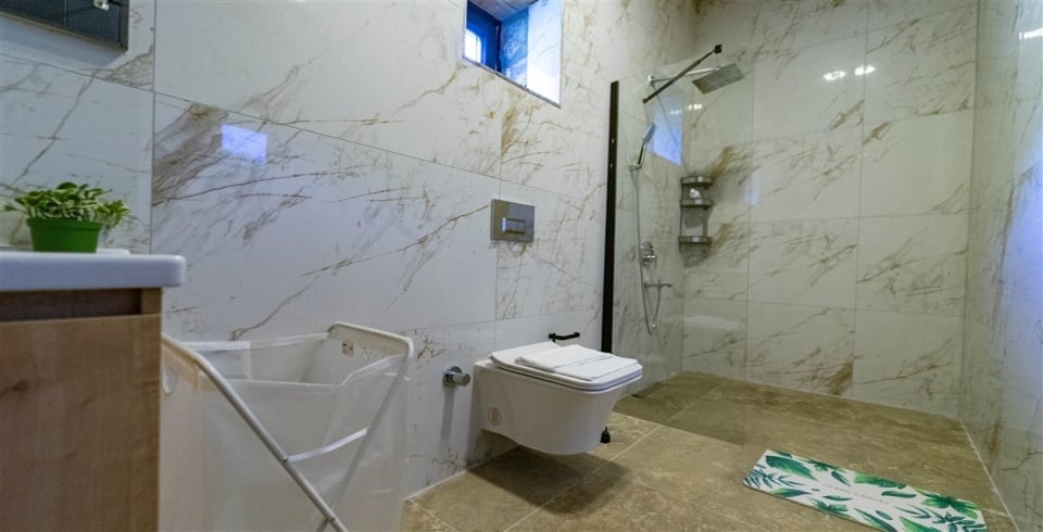 Villa Stone House 3