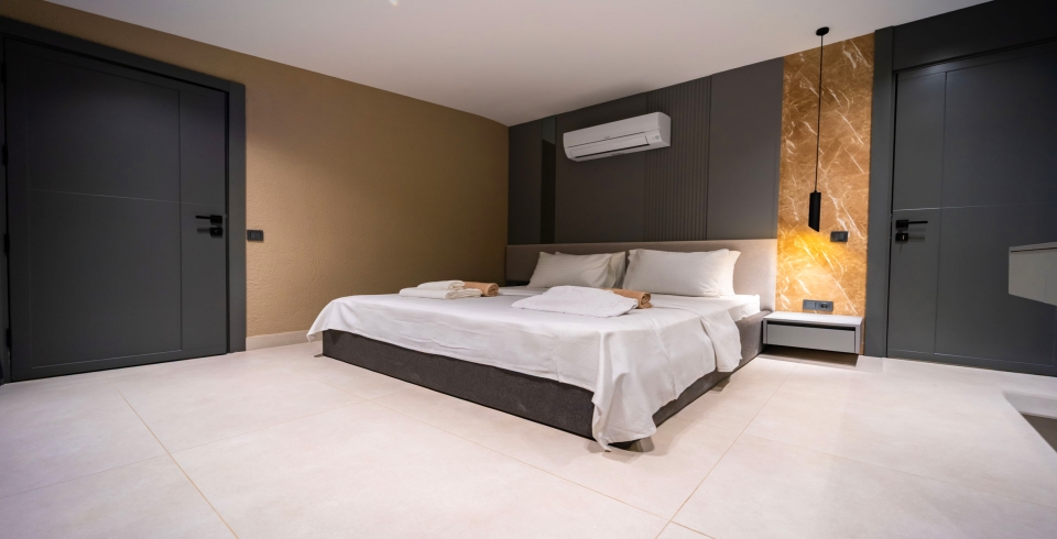 Villa Aura C