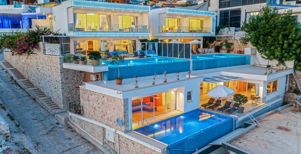 Villa Merit Royal