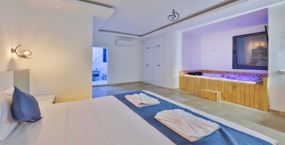 Villa Albedo Blue
