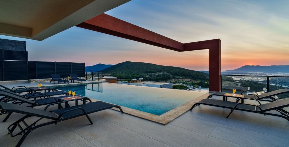 Villa Newcastle