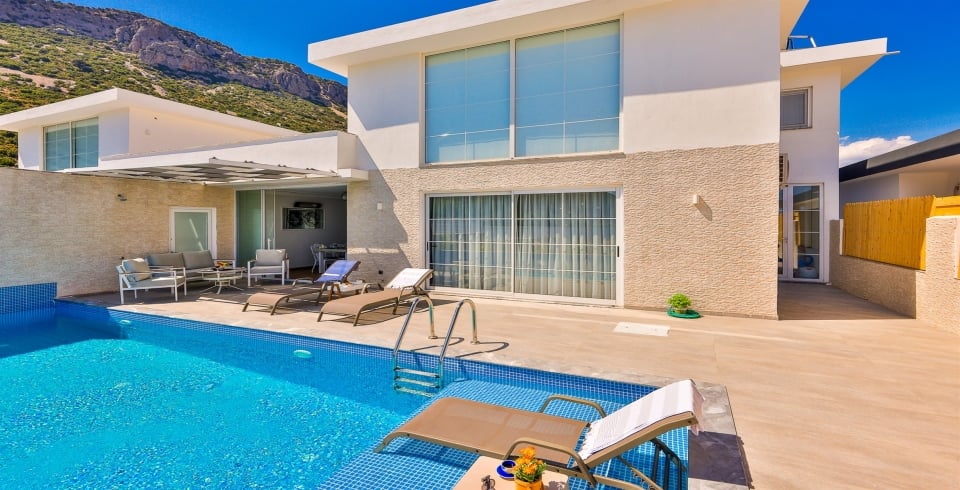 Villa Mulberry Barley
