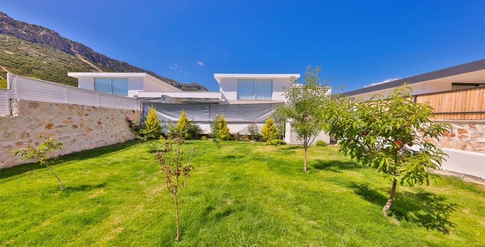 Villa Mulberry Barley