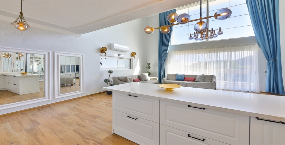 Villa Mulberry Barley
